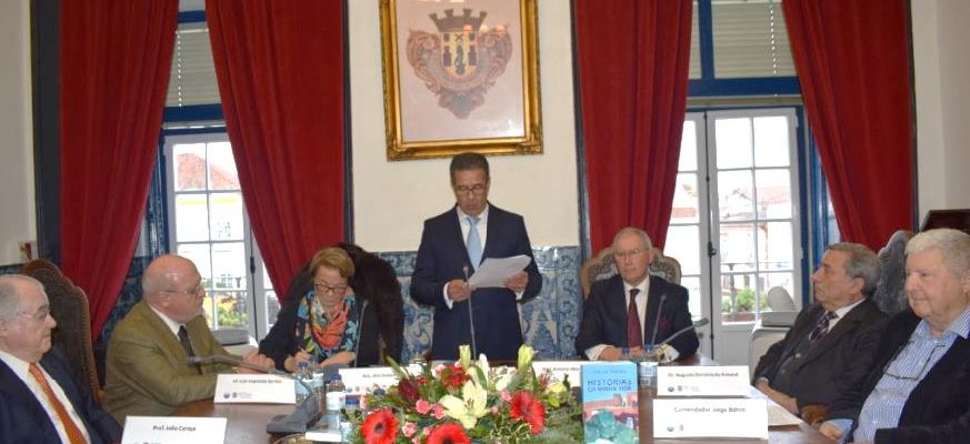 APRESENTAODOLIVROHISTRIASDAMINHAVIDADECARLOSPORTAS_C_0_1594732421.