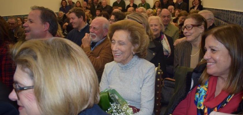 APRESENTAODOLIVROHISTRIASDAMINHAVIDADECARLOSPORTAS_F_1_1594732422.